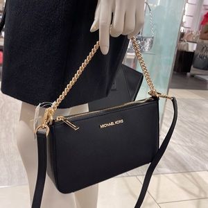 Michael Kors Jet Set Travel Medium Zip Pouchette Crossbody Bag Black 35S0GTVU6L